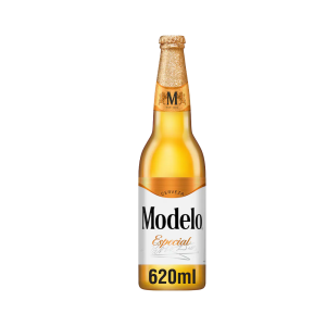 A 620ml glass bottle of Modelo beer with a gold foil-wrapped neck and a white label featuring the Modelo logo and branding.